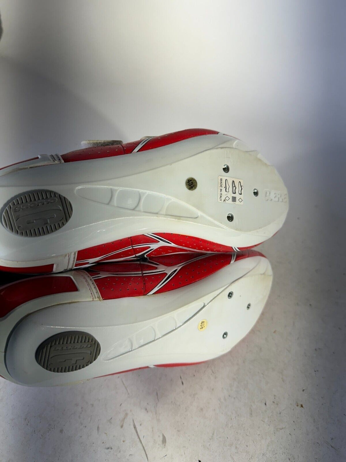 GAERNE Cycling Road Shoes EU43.5 US9 UK8 Mondo 272 cs582