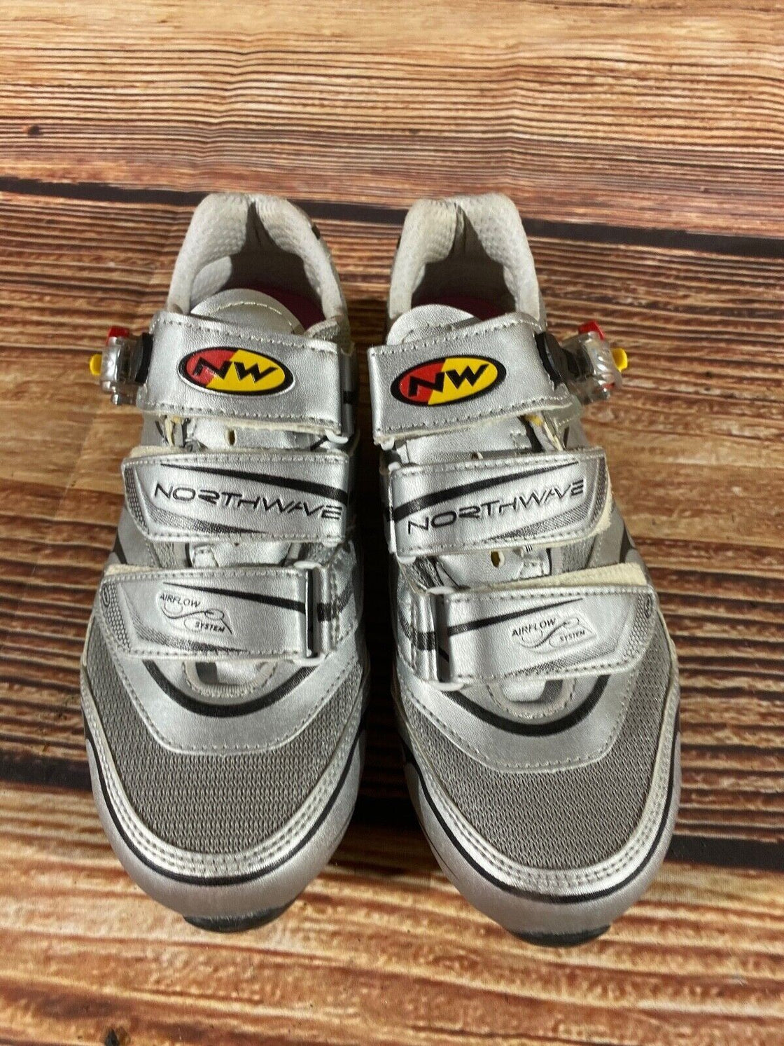 NORTHWAVE MTB Cycling Shoes Mountain Bike Size EU40 US7.5 Mondo 255 cs1083