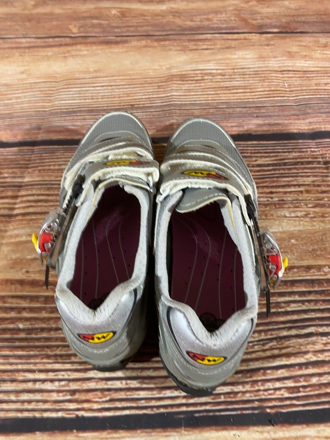 NORTHWAVE MTB Cycling Shoes Mountain Bike Size EU40 US7.5 Mondo 255 cs1083