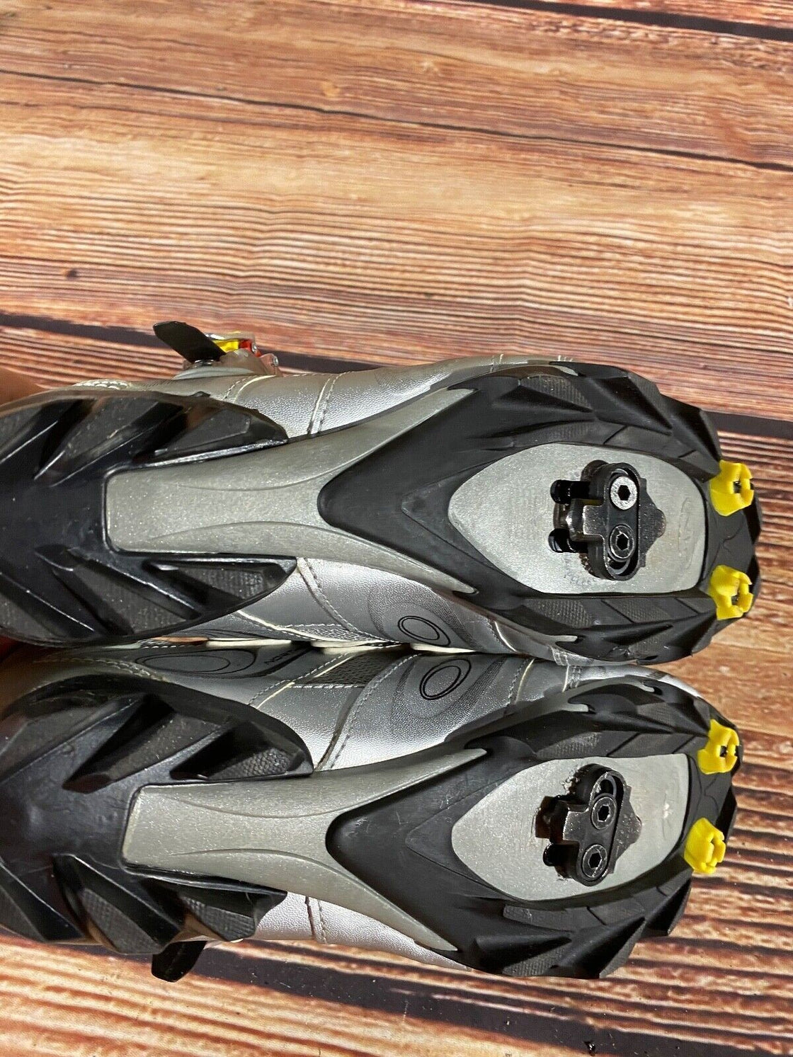 NORTHWAVE MTB Cycling Shoes Mountain Bike Size EU40 US7.5 Mondo 255 cs1083