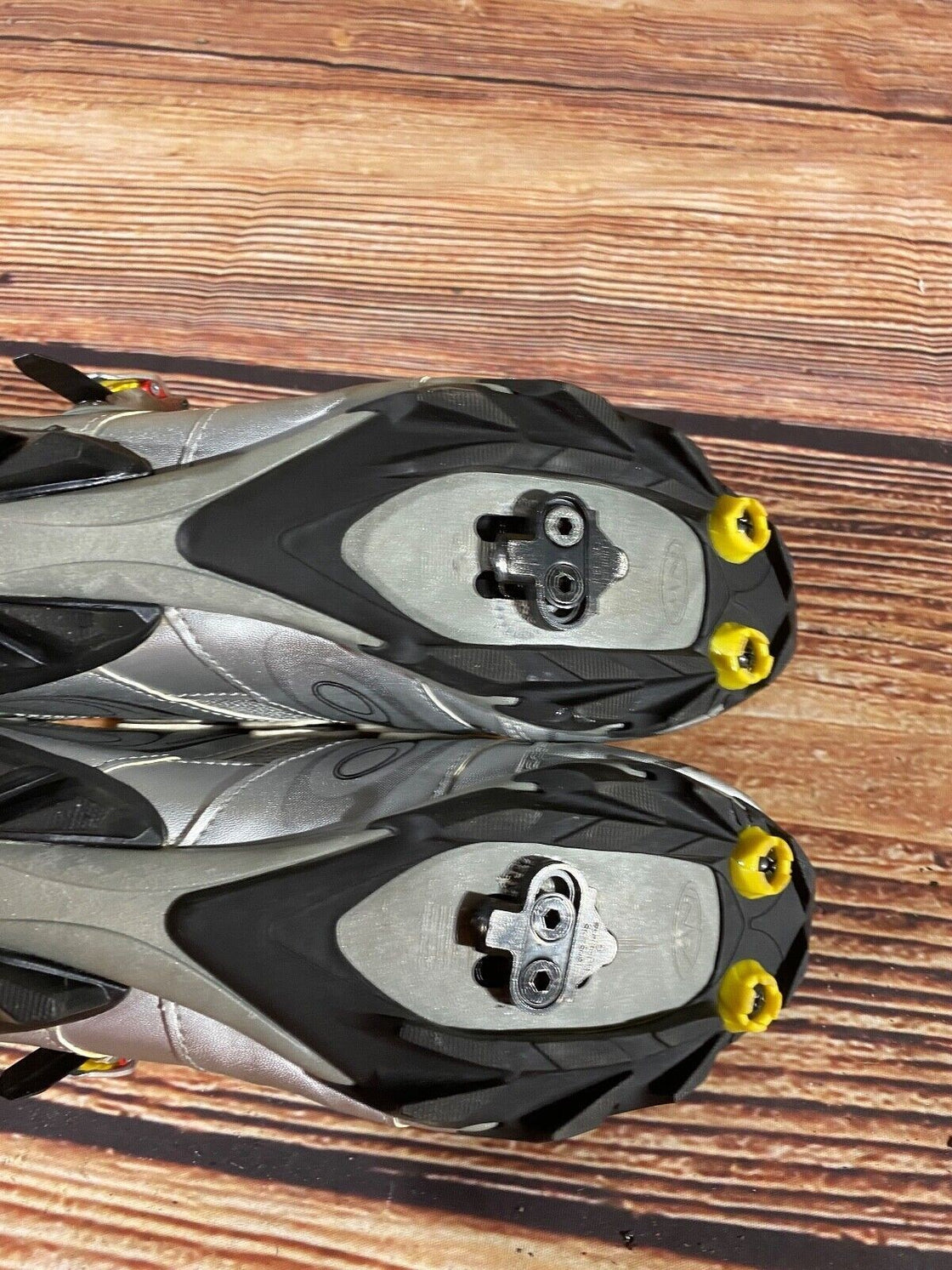 NORTHWAVE MTB Cycling Shoes Mountain Bike Size EU40 US7.5 Mondo 255 cs1083