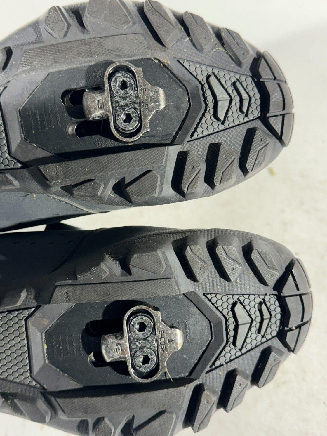 SHIMANO ME2 Cycling MTB Shoes Mountain Bike EU38 US6.5 Mondo 238 cs344