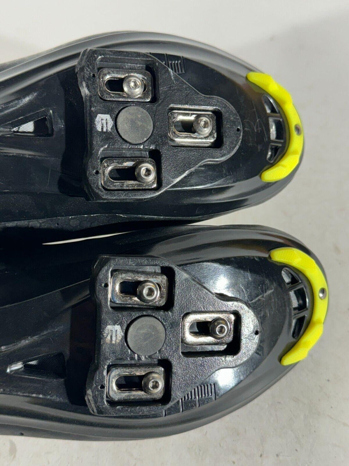 ENDURANCE Sports Cycling Road Shoes EU41 US7.5 Mondo 270 cs445