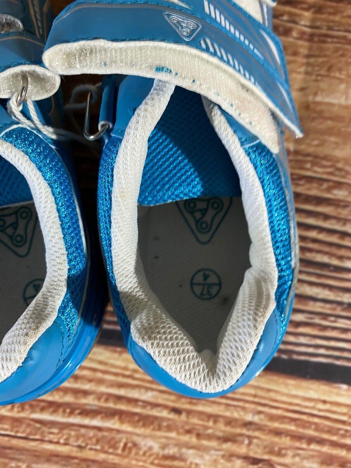 MTB Cycling Shoes Mountain Bike 2 Bolts Ladies Size EU37 US5 Mondo 238 cs1213