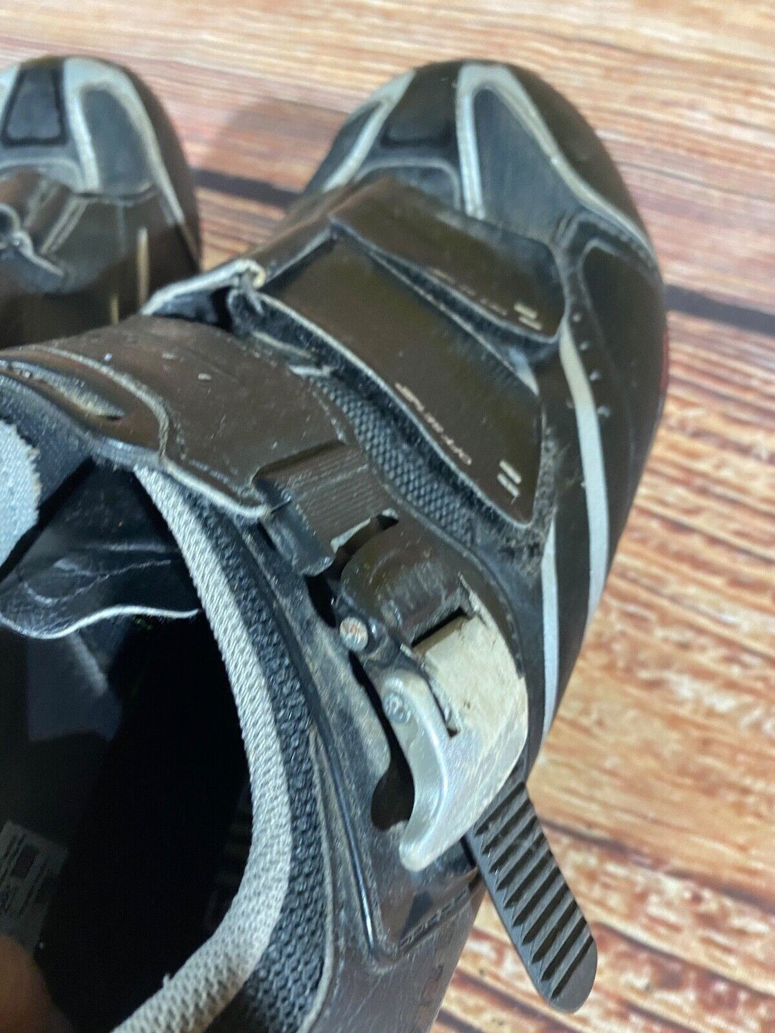 SHIMANO R088 Road Cycling Shoes Biking Boots 3 Bolts EU45 US10.5 Mondo 285 cs947