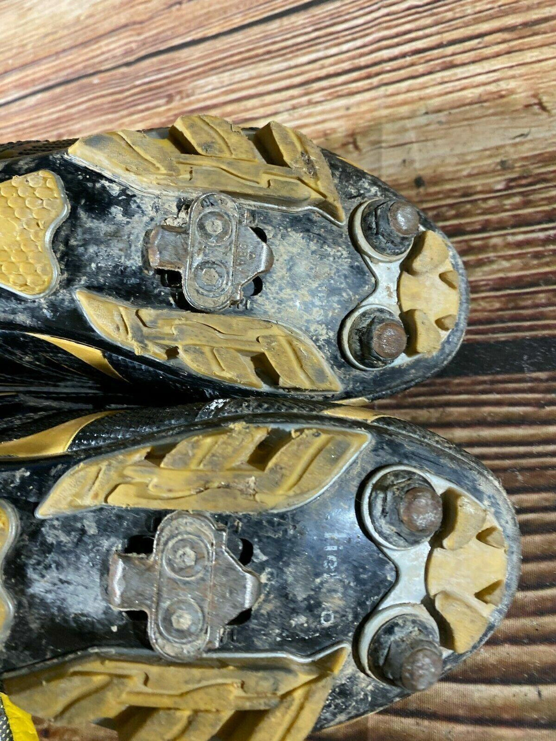 TIEBAO Cycling MTB Shoes Mountain Bike Shoes Size EU40 MTB Shoes cs1208