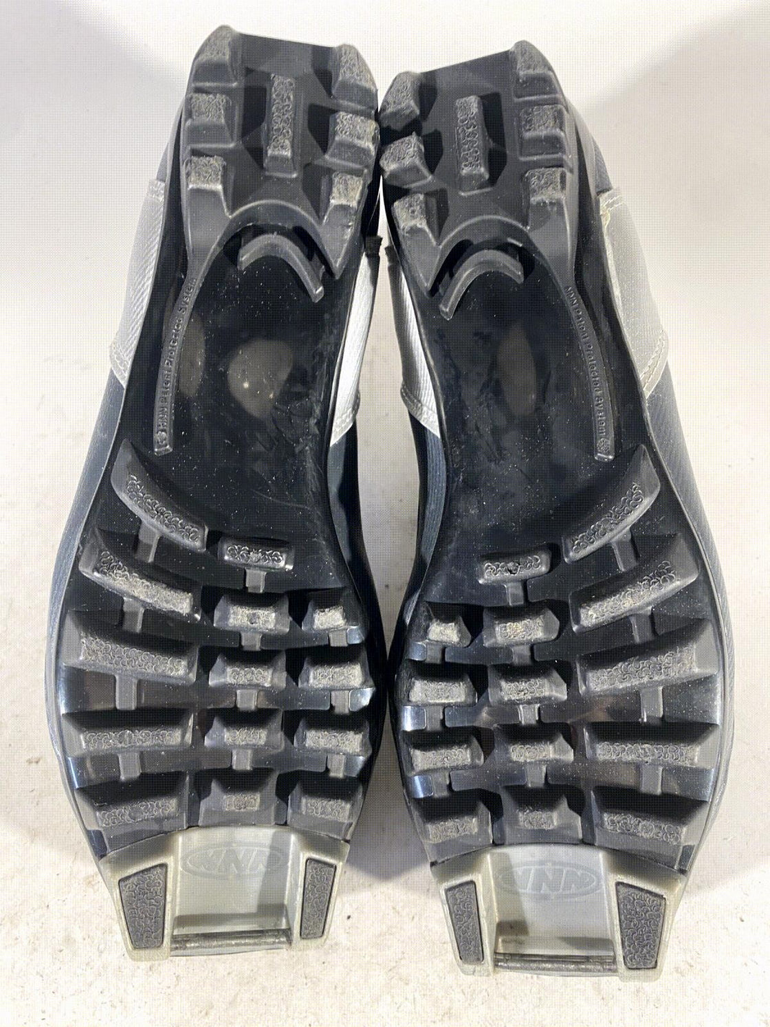 Alpina ST10 Classic Nordic Cross Country Ski Boots Size EU39 US7 for NNN 779