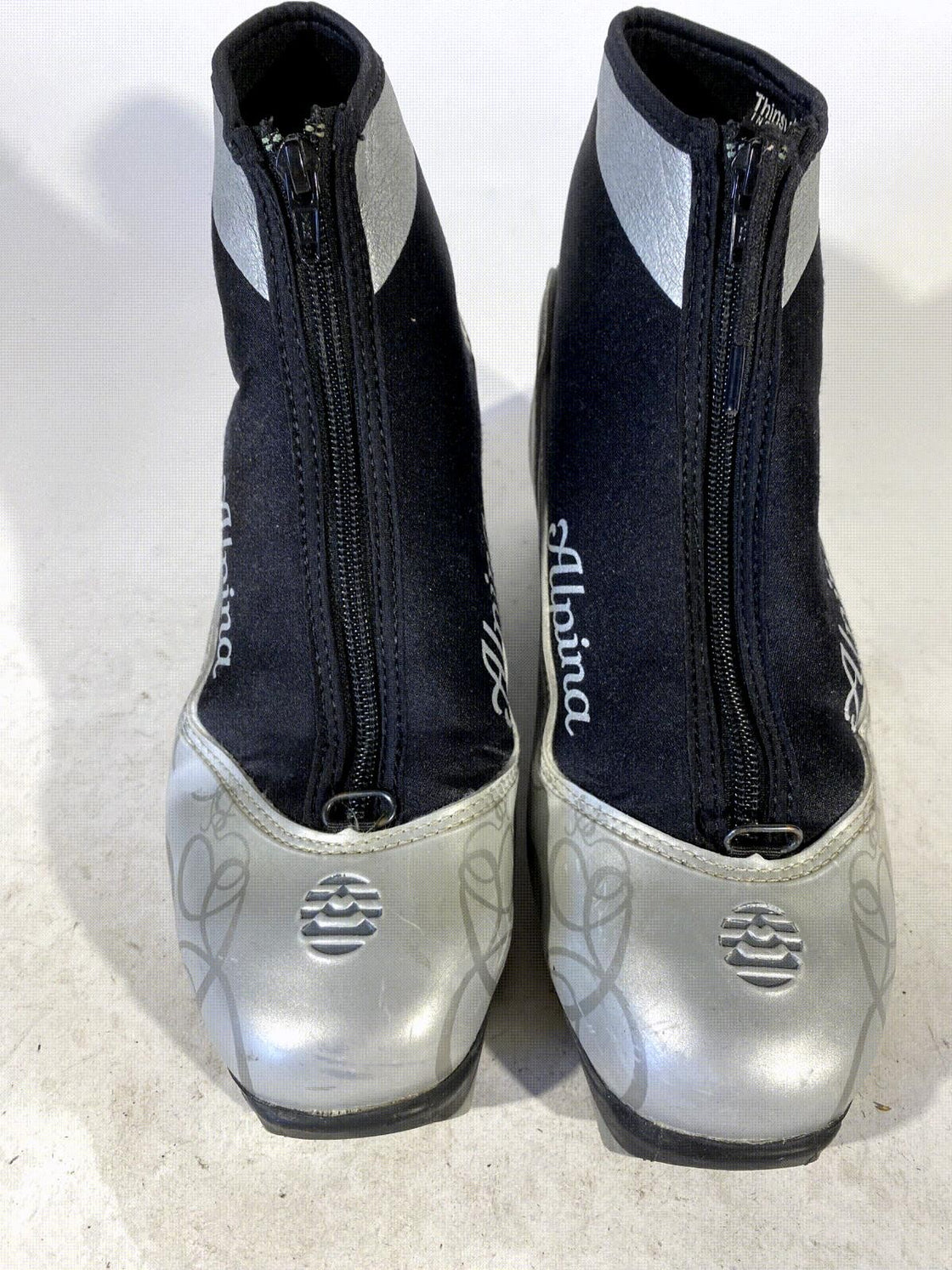 Alpina Eve 10T Touring Nordic Cross Country Ski Boots Size EU40 US7.5 NNN 759