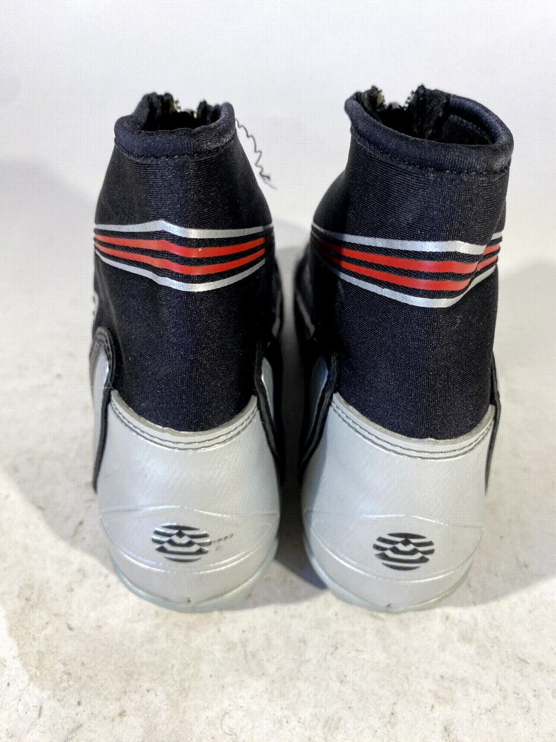 Alpina ST10 Nordic Cross Country Ski Boots Size EU39 US7 for NNN 711