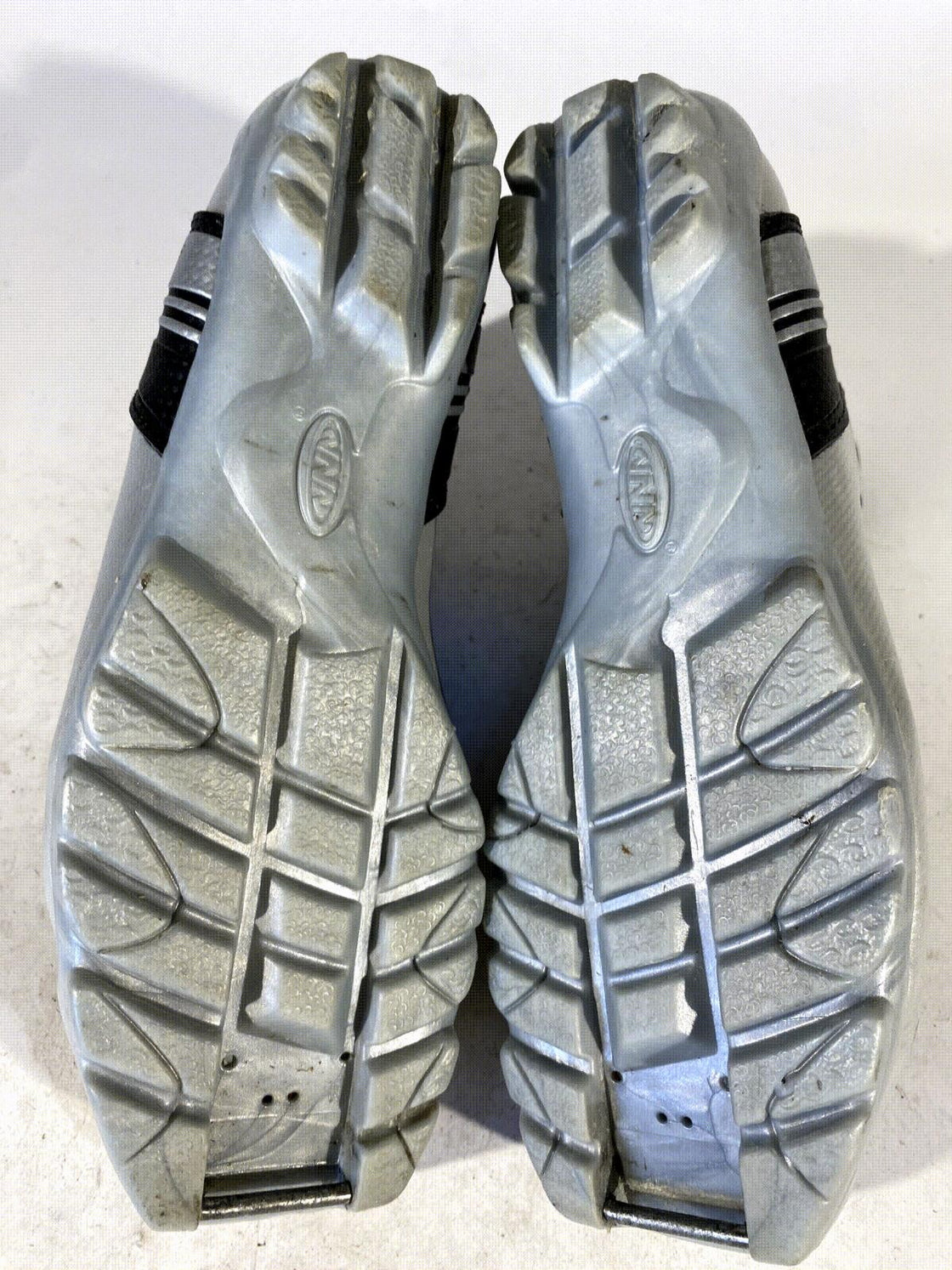 Alpina ST10 Nordic Cross Country Ski Boots Size EU39 US7 for NNN 711