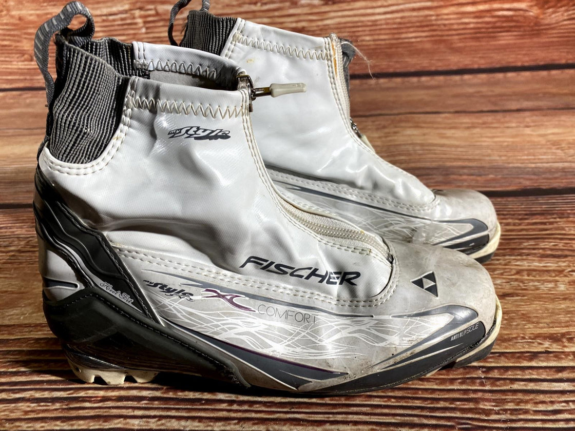 Fischer XJ Comfort Nordic Cross Country Ski Boots Size EU39 US7 NNN 2472