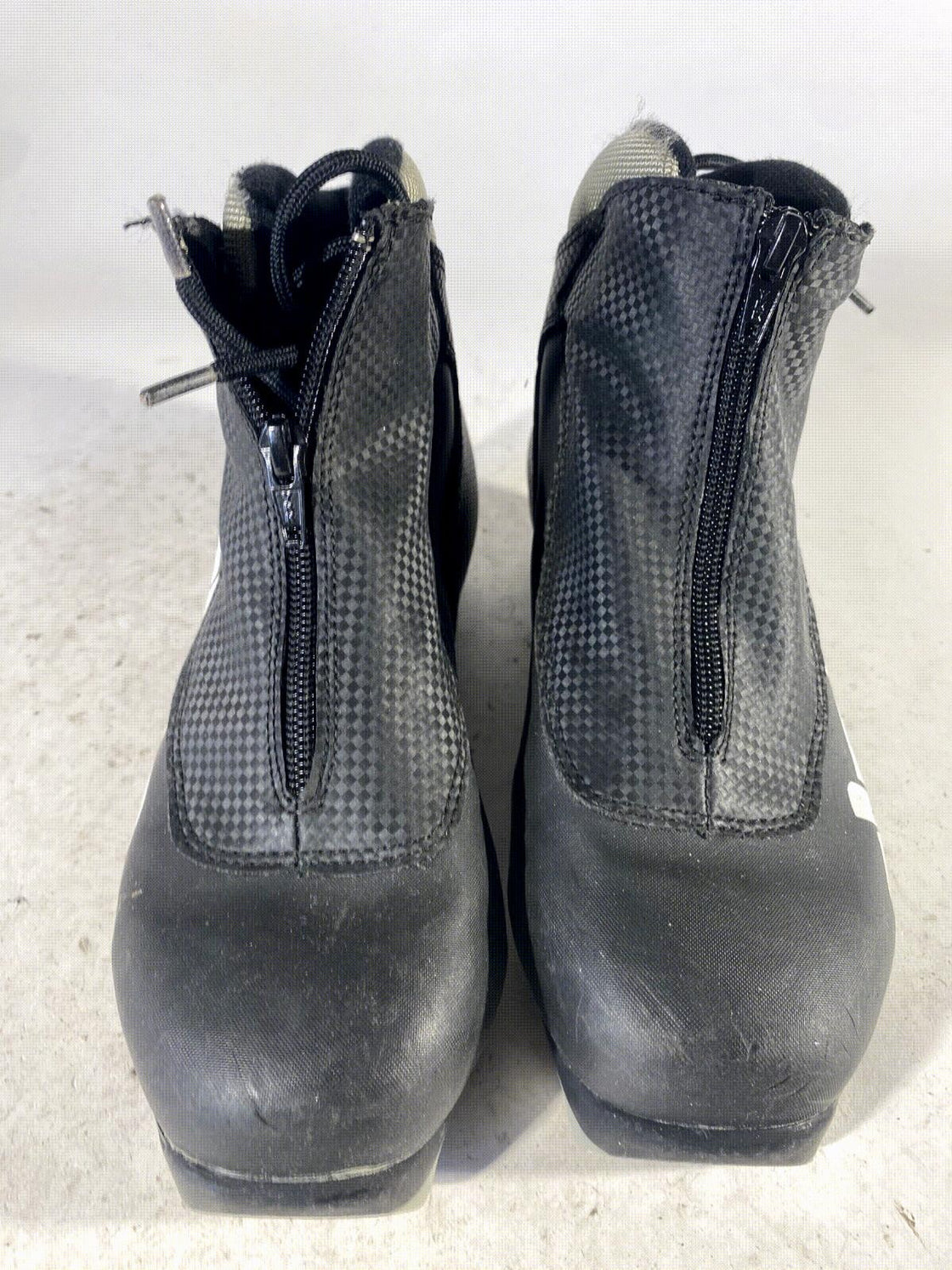 Alpina Touring Nordic Cross Country Nordic Ski Boots Size EU37 US5 NNN 834