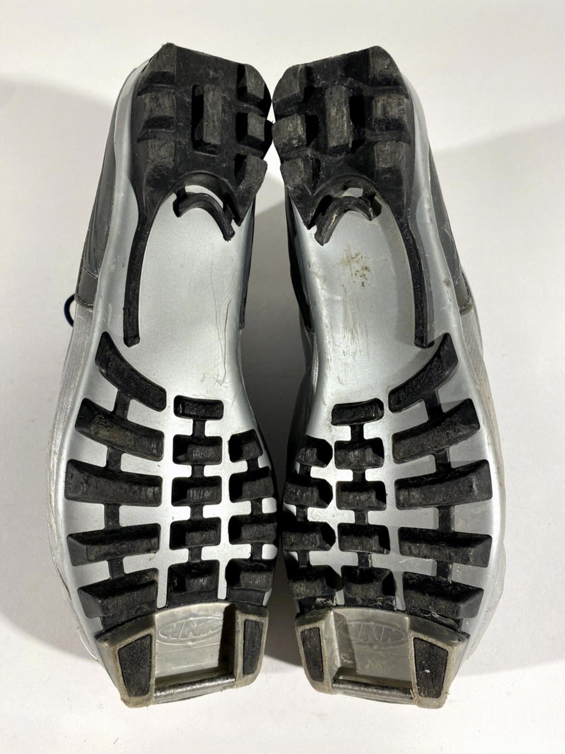 Alpina ST28G Nordic Cross Country Ski Boots Size EU39 US7 for NNN 612