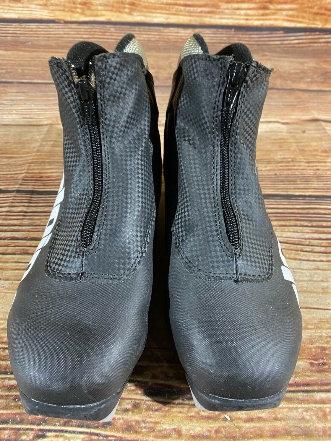 Alpina Touring Nordic Cross Country Ski Boots Size EU38 US6 for NNN 848