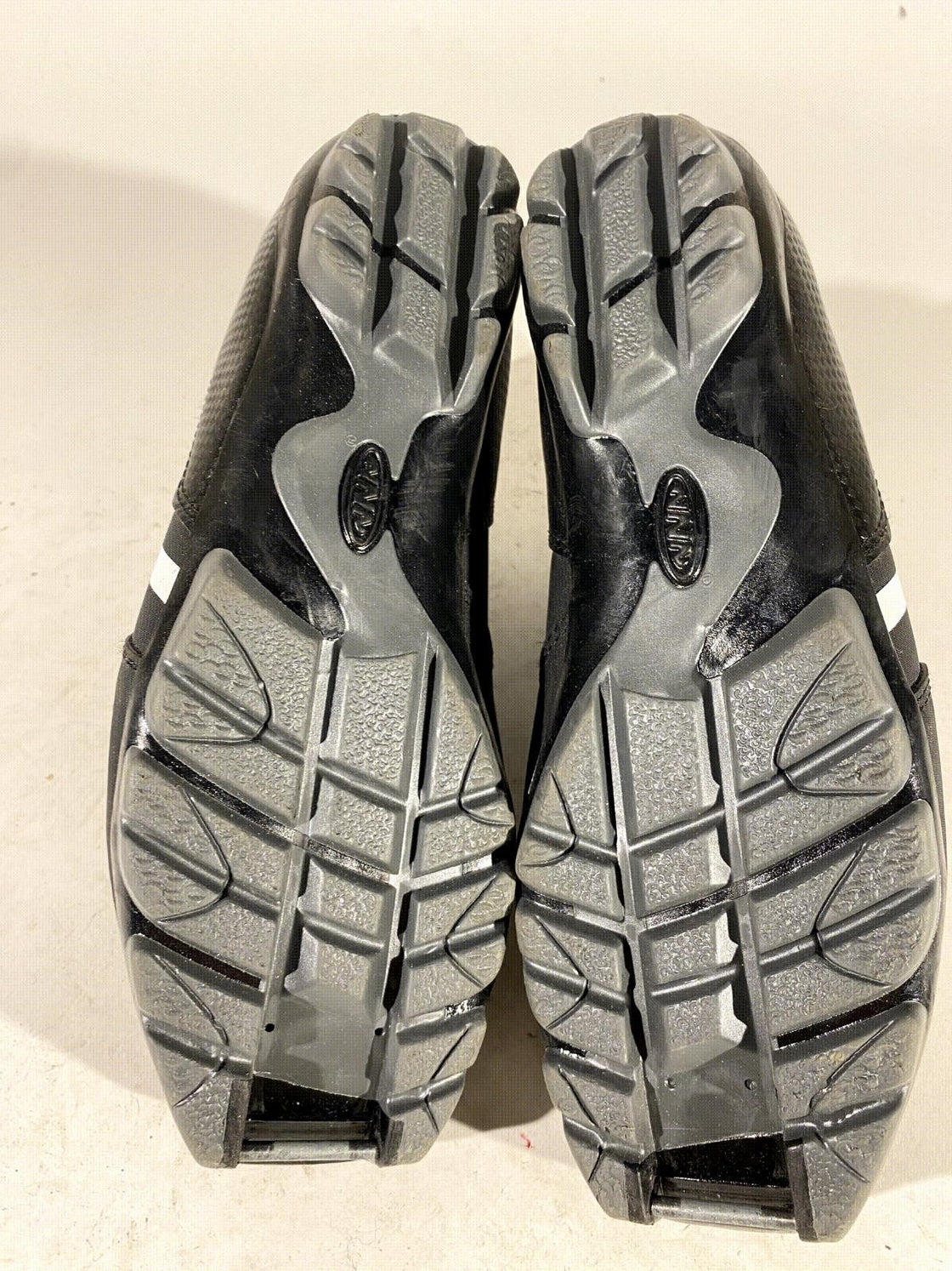 Fischer XC Touring Nordic Cross Country Ski Boots Size EU40 US7.5 NNN 1453