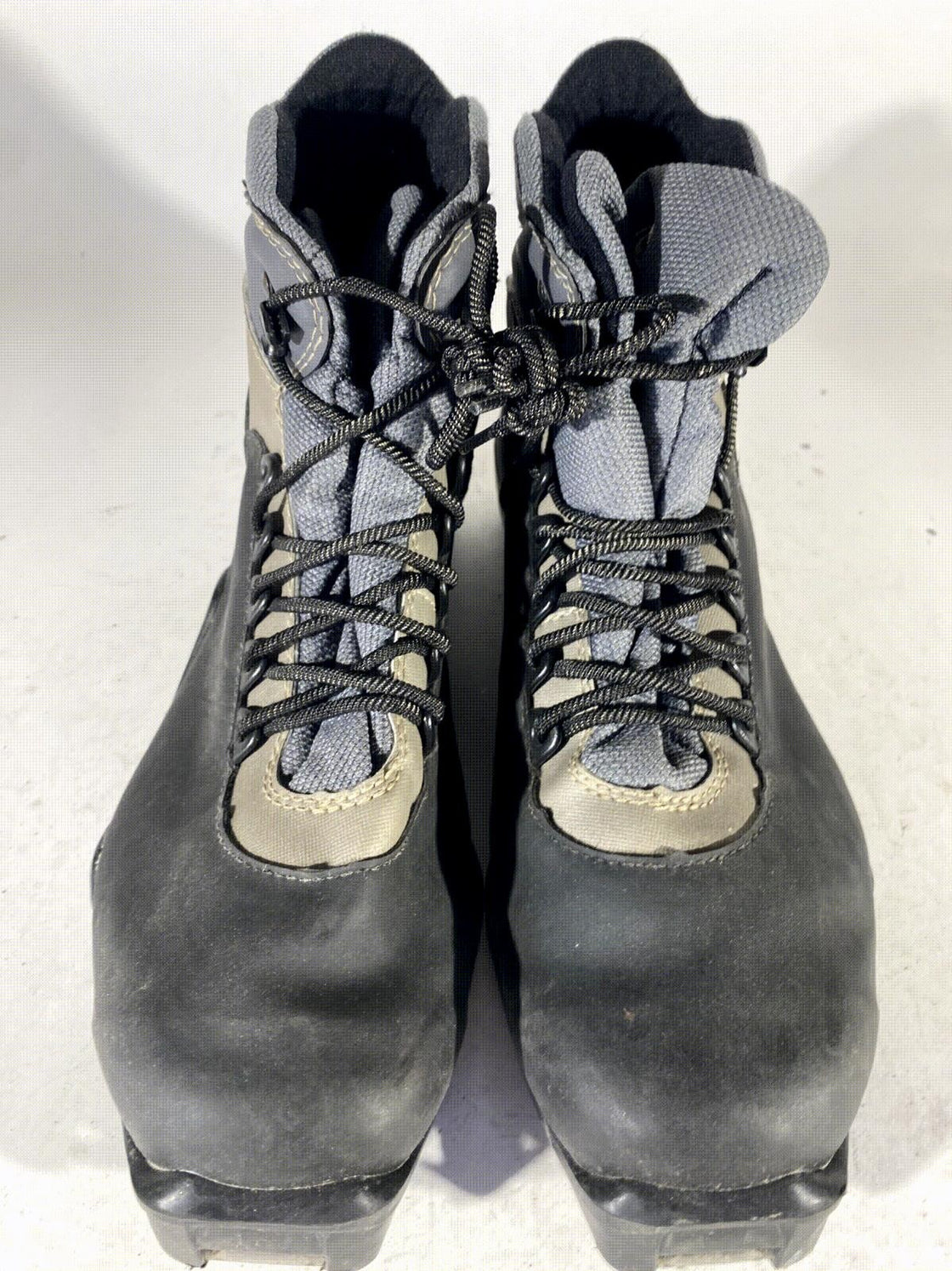 Salomon Classic Nordic Cross Country Ski Boots Size EU44 US10 SNS Profil 2234