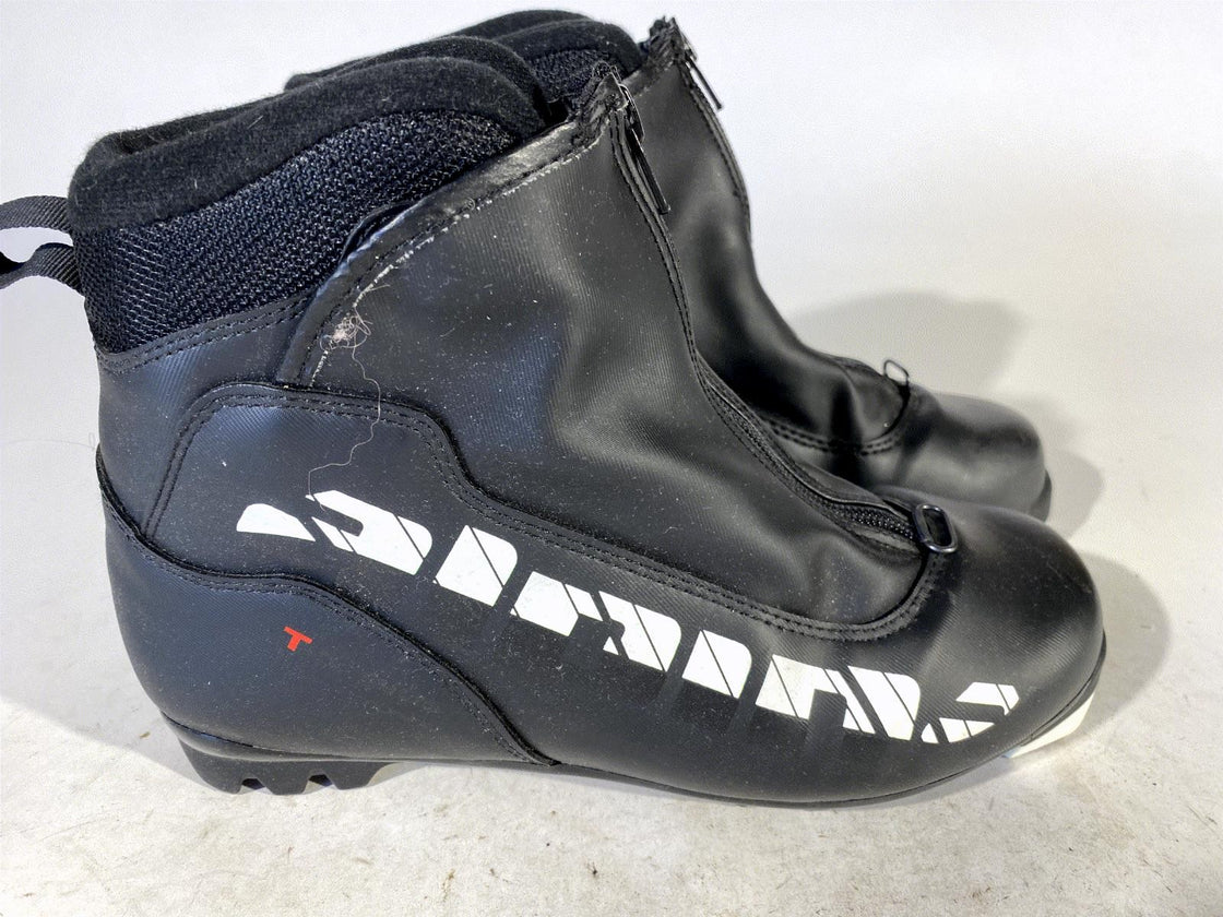 Alpina T5 Plus Touring Nordic Cross Country Ski Boots Size EU39 US7 NNN 826