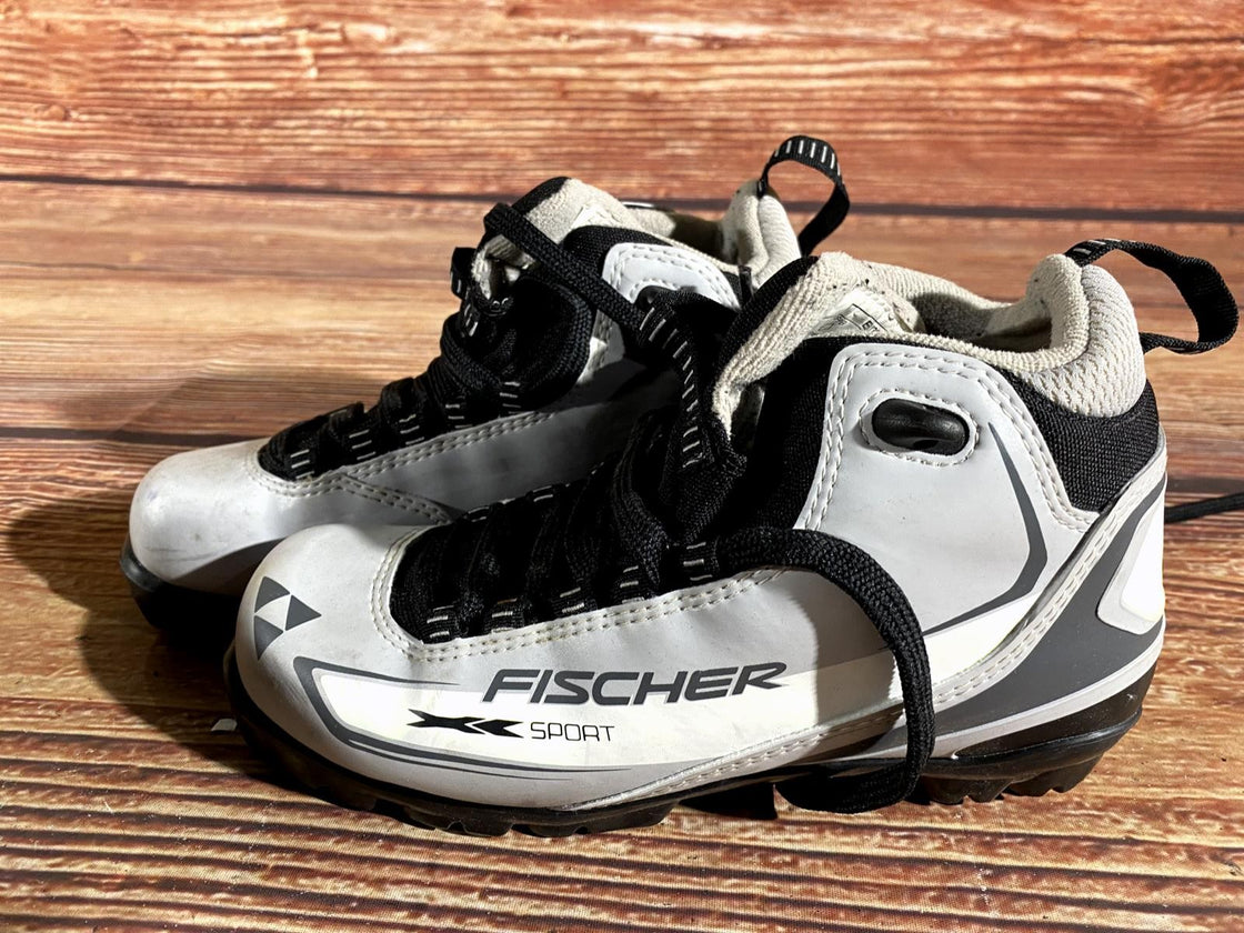 Fischer XC Sport Nordic Cross Country Ski Boots Size EU39 US7 NNN 1545