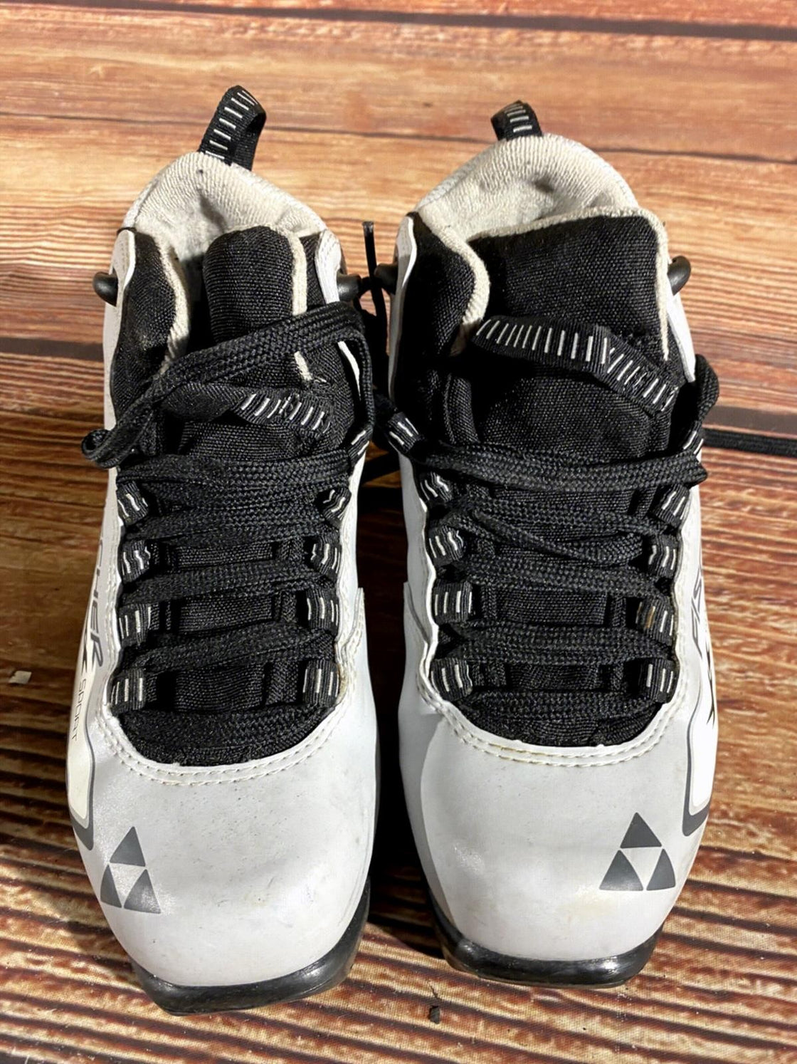 Fischer XC Sport Nordic Cross Country Ski Boots Size EU39 US7 NNN 1545