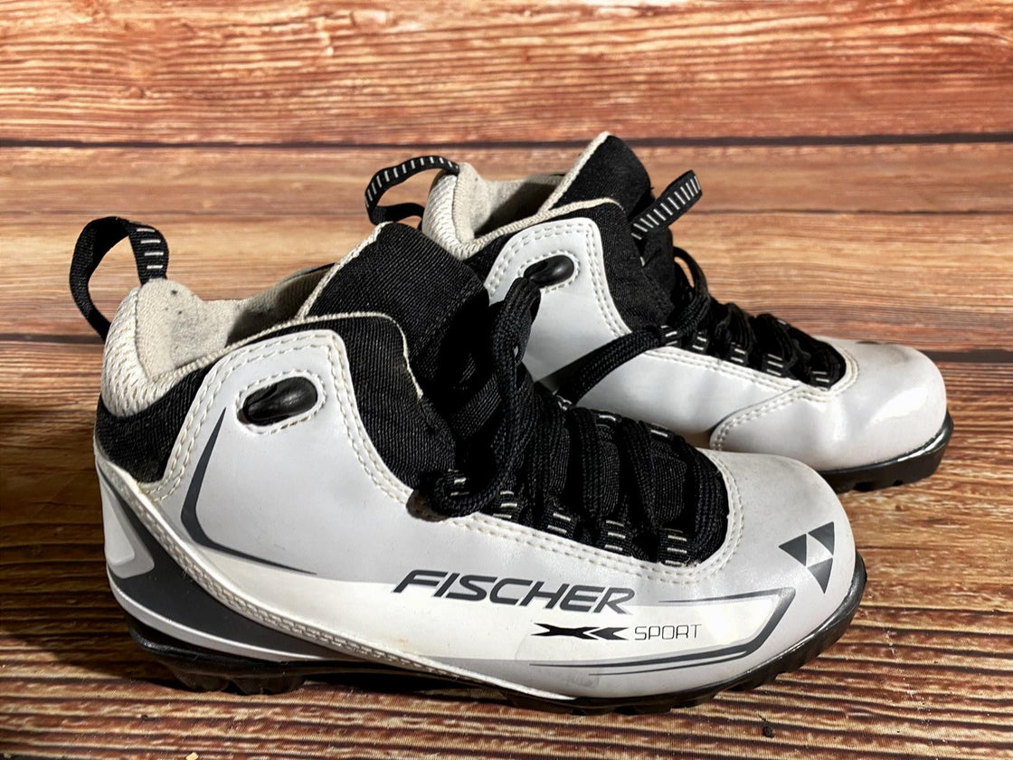Fischer XC Sport Nordic Cross Country Ski Boots Size EU39 US7 NNN 1545