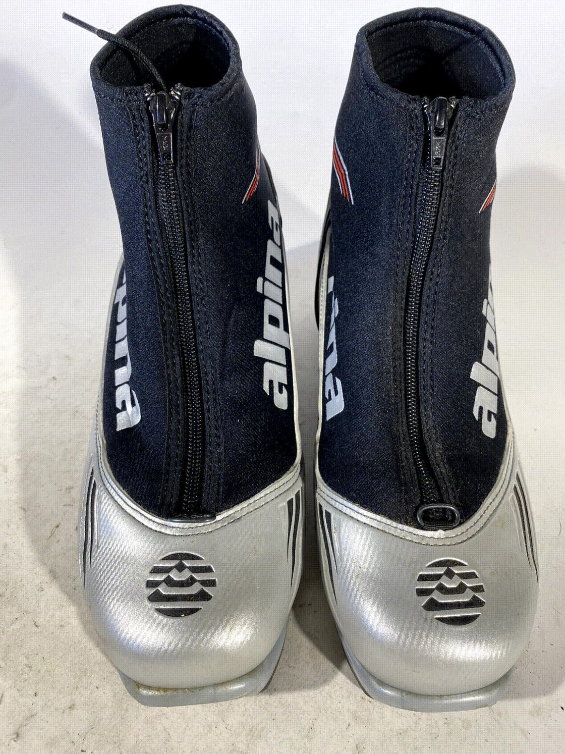 Alpina ST10 Nordic Cross Country Ski Boots Size EU42 US9 for NNN 854