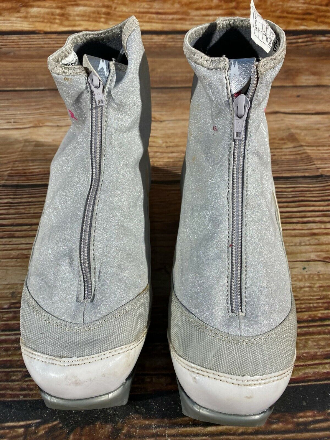 Madshus Metis RPC Cross Country Ski Boots Size EU39 US7 for NNN 2531