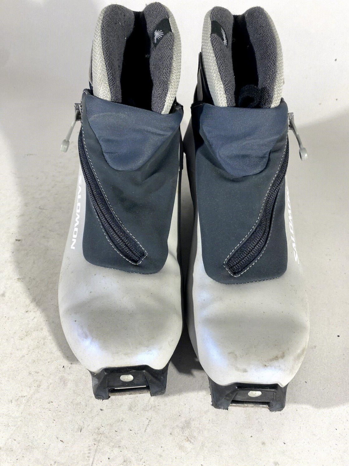 Salomon Nordic Cross Country Ski Boots Size EU38 2/3 US7 SNS Profil 2107