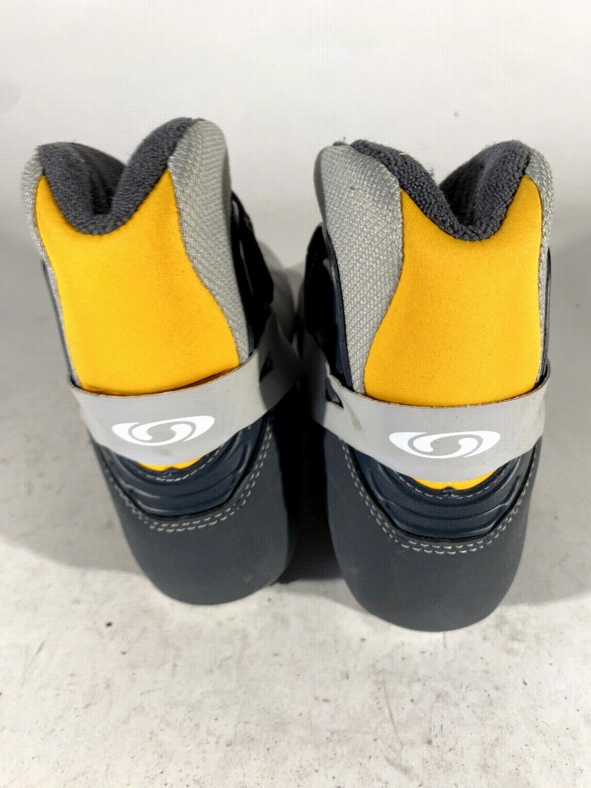 Salomon Cross Country Ski Boots Classic SNS Profil EU 38.5 US 7 240mm 2107