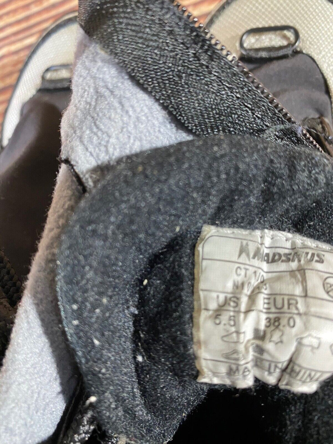 Madshus CT100 Nordic Cross Country Ski Boots Size EU38 US5.5 for NNN 2608