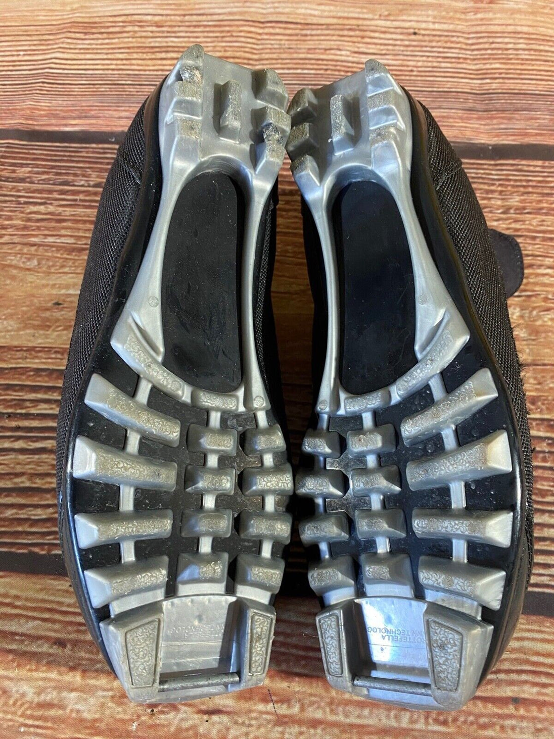 Madshus Hyper C Nordic Cross Country Ski Boots Size EU42 US9 for NNN 2747