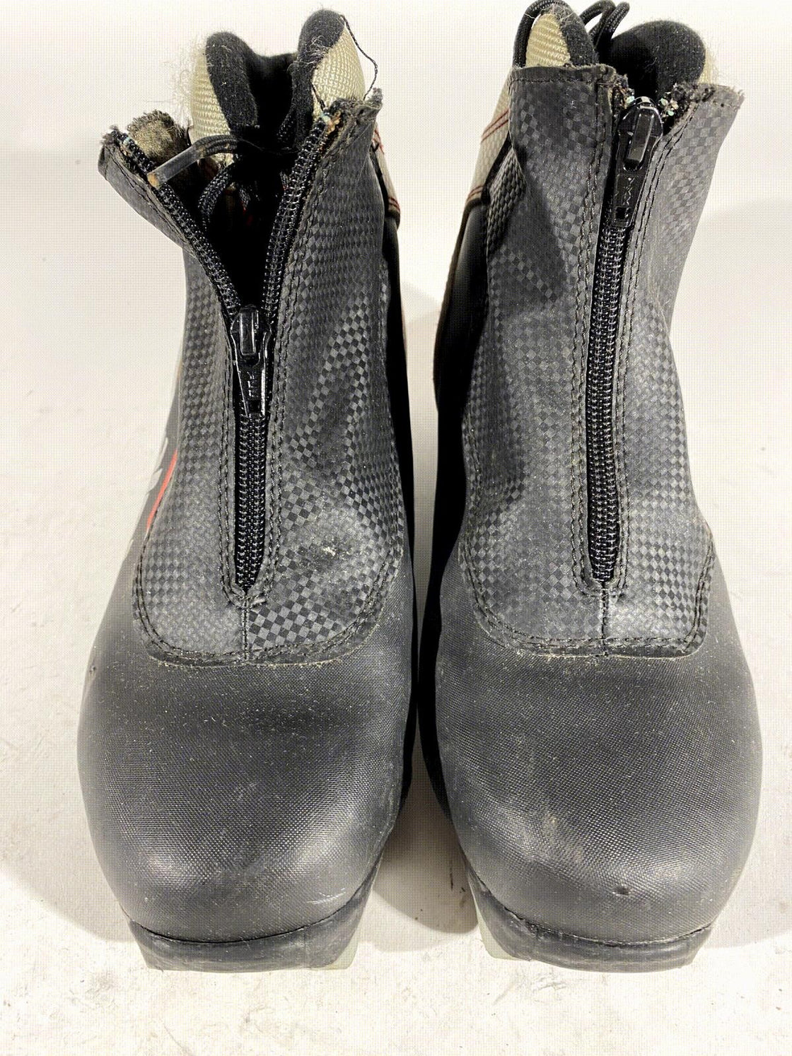 Alpina Touring Nordic Cross Country Ski Boots Size EU40 US7.5 for NNN 869