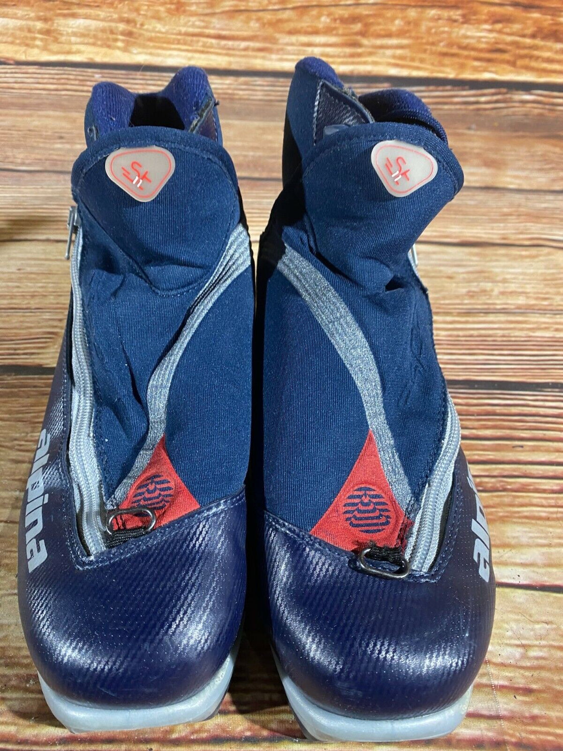 Alpina ST11 Nordic Cross Country Ski Boots Size EU39 US7 for NNN 659