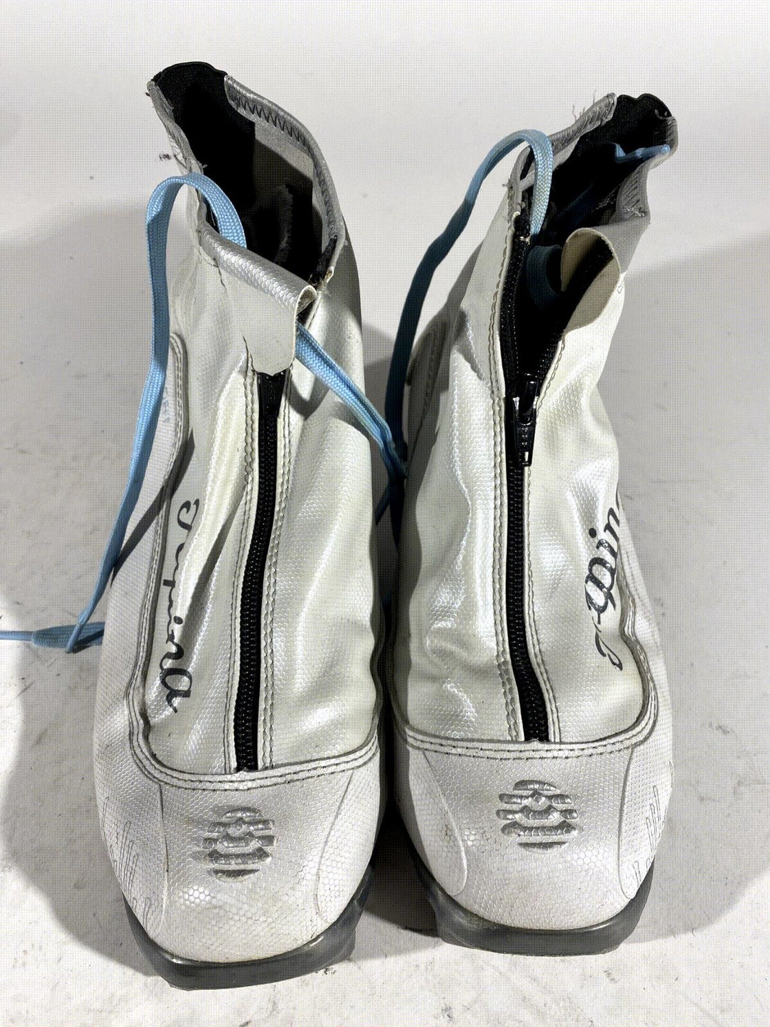 Alpina SCL Eve Nordic Cross Country Ski Boots Size EU39 US7 for NNN 3180