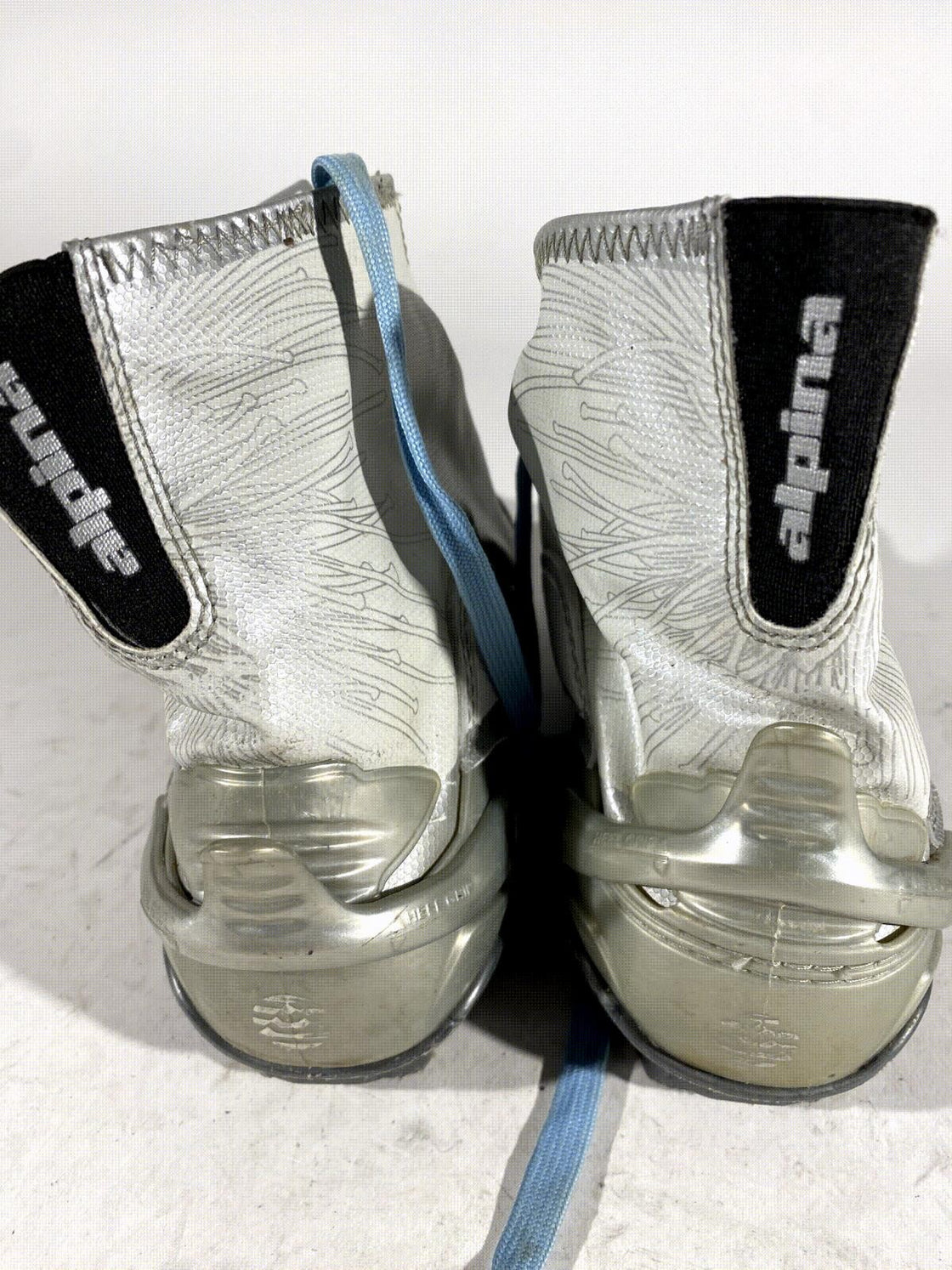 Alpina SCL Eve Nordic Cross Country Ski Boots Size EU39 US7 for NNN 3180