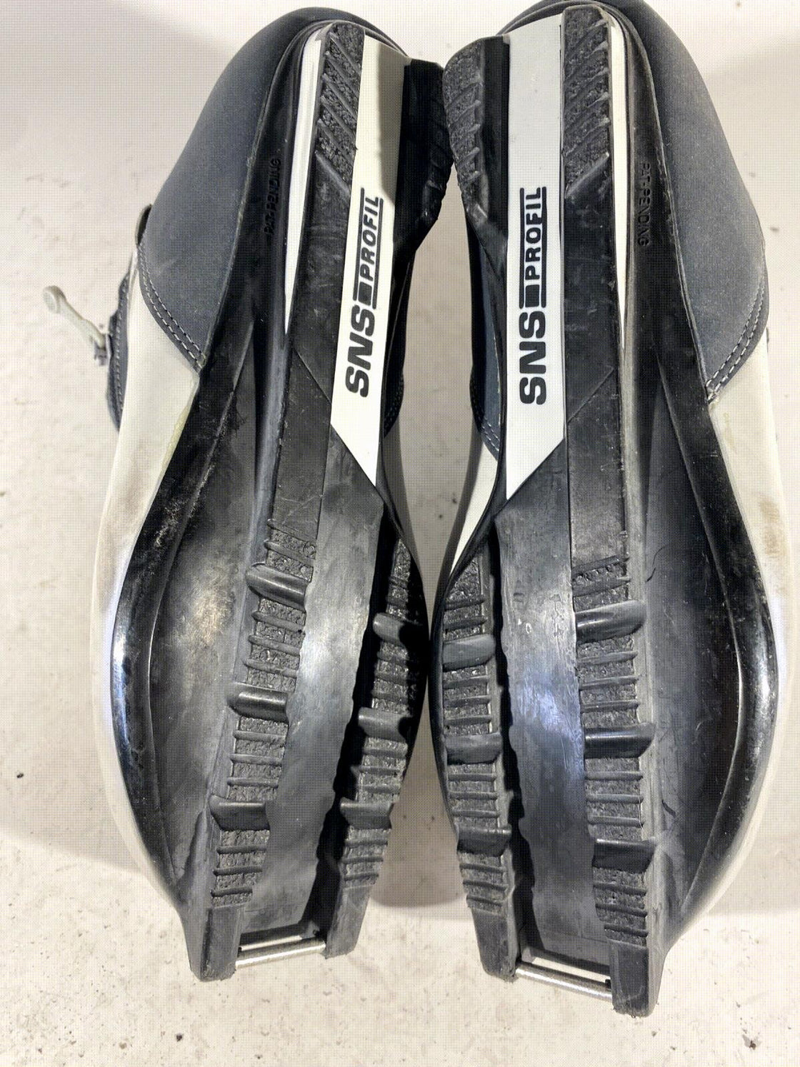 Salomon Nordic Cross Country Ski Boots Size EU38 2/3 US7 SNS Profil 2155