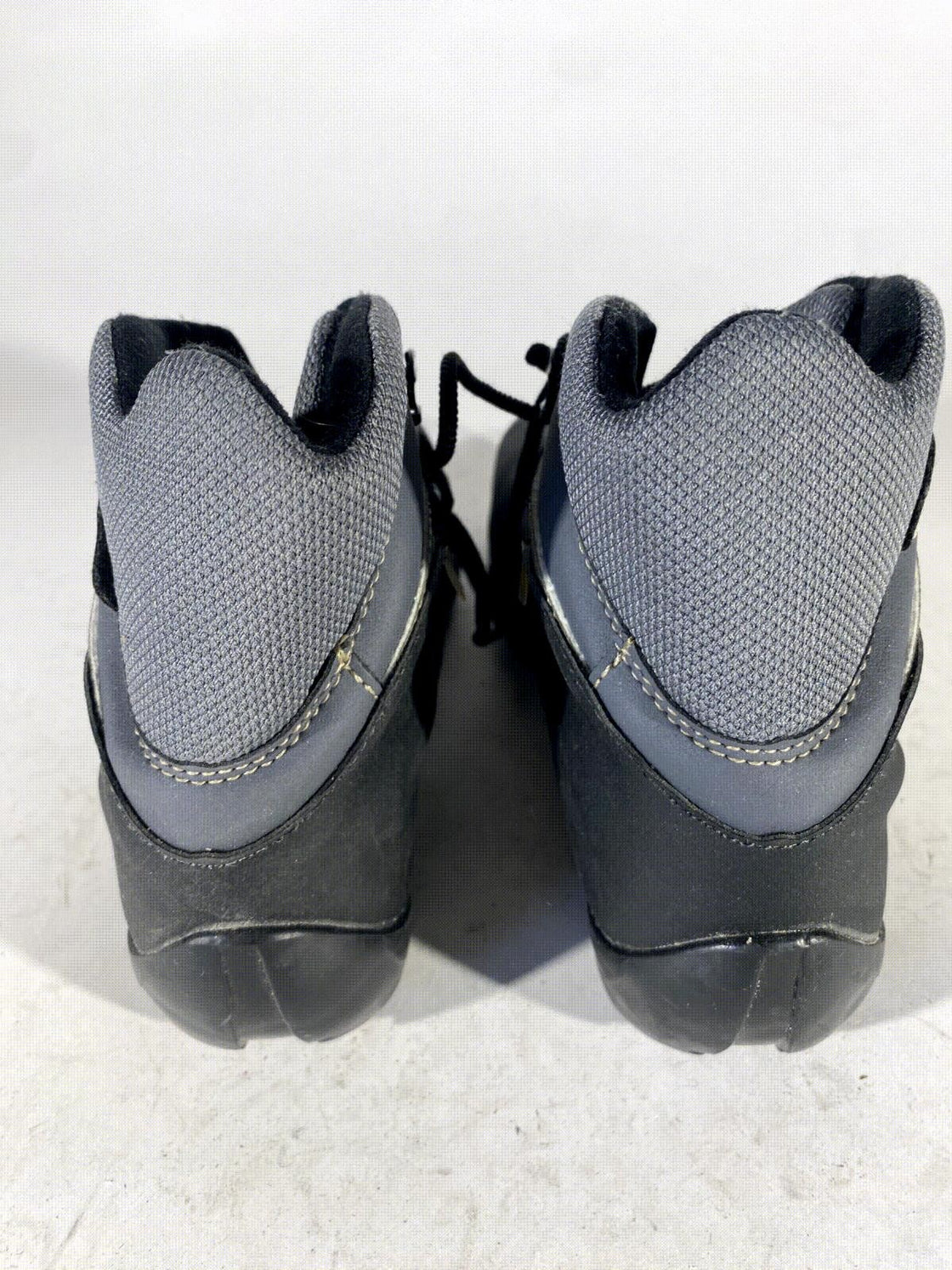 Salomon Nordic Cross Country Ski Boots Size EU39 US7 SNS Profil 2064