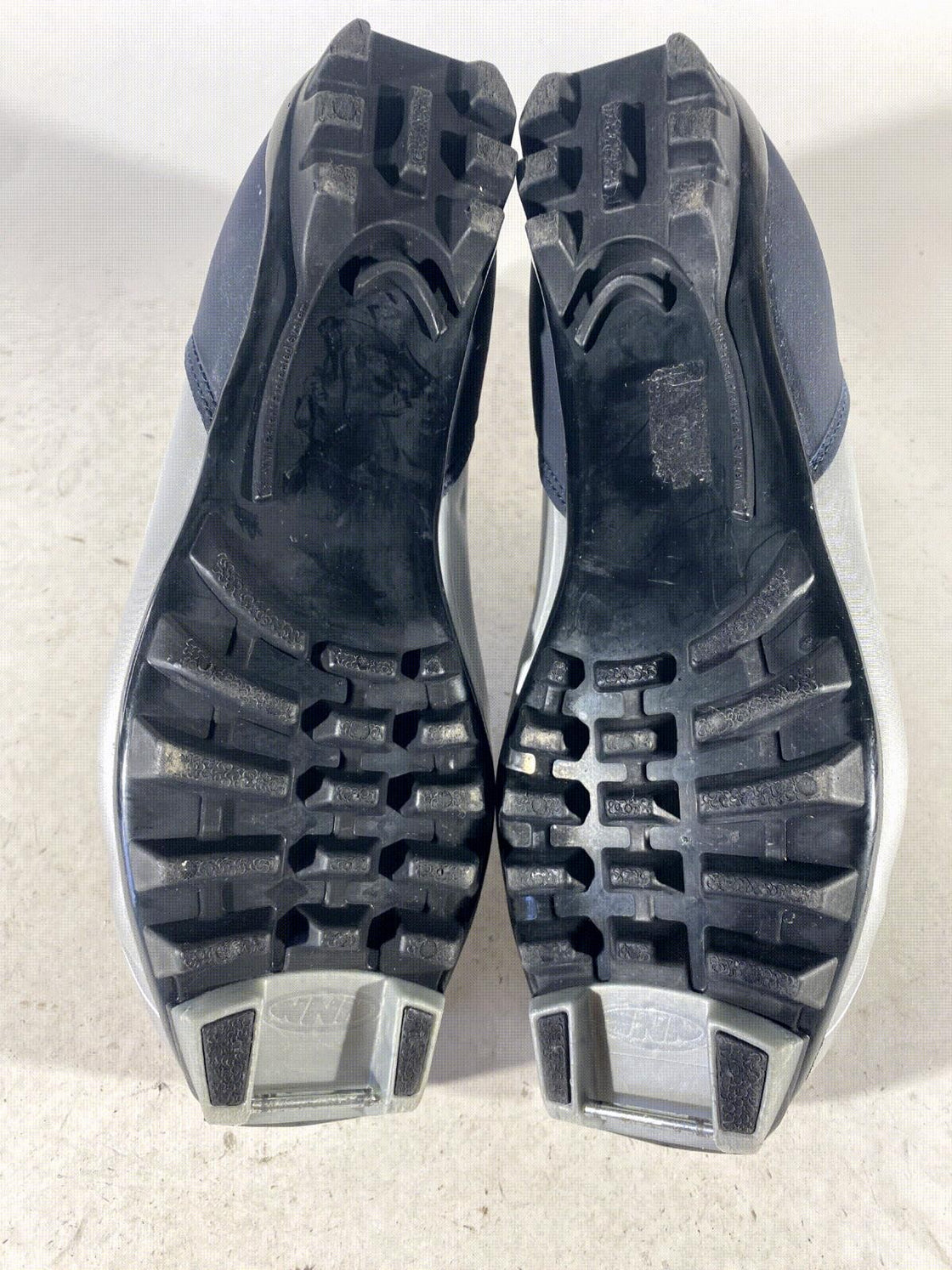 Alpina T10 Classic Touring Nordic Cross Country Ski Boots Size EU42 US9 NNN 907