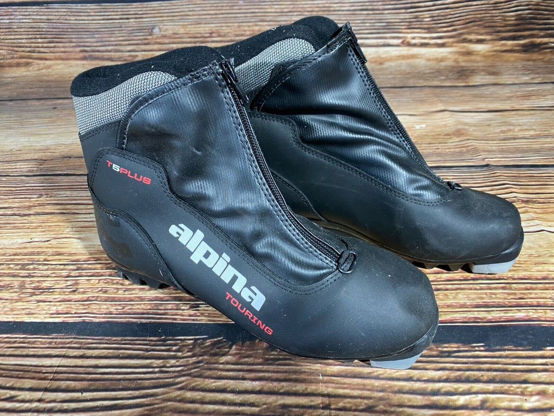 Alpina T5 Plus Cross Country Nordic Ski Boots Size EU39 US7 NNN 825