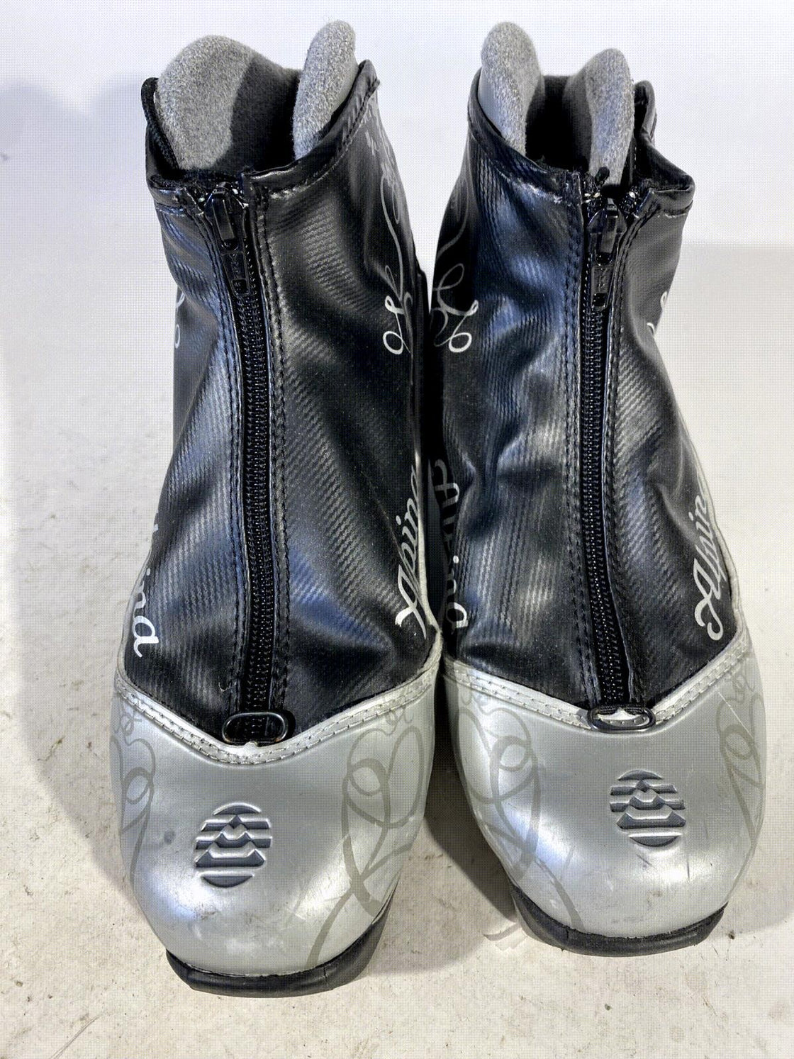 Alpina EVE20T Cross Country Ski Boots Classic Size EU40 US7.5 NNN Rottefella 694