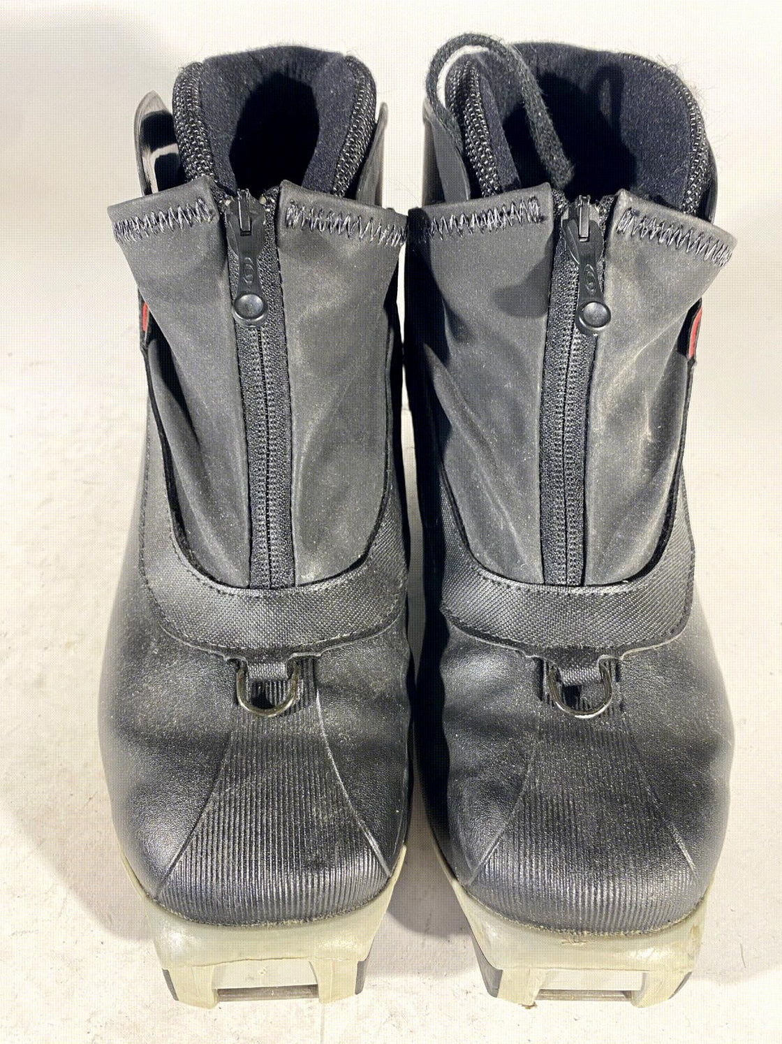 Salomon Nordic Cross Country Ski Boots Size EU41 1/3 US8 SNS Profil 2334