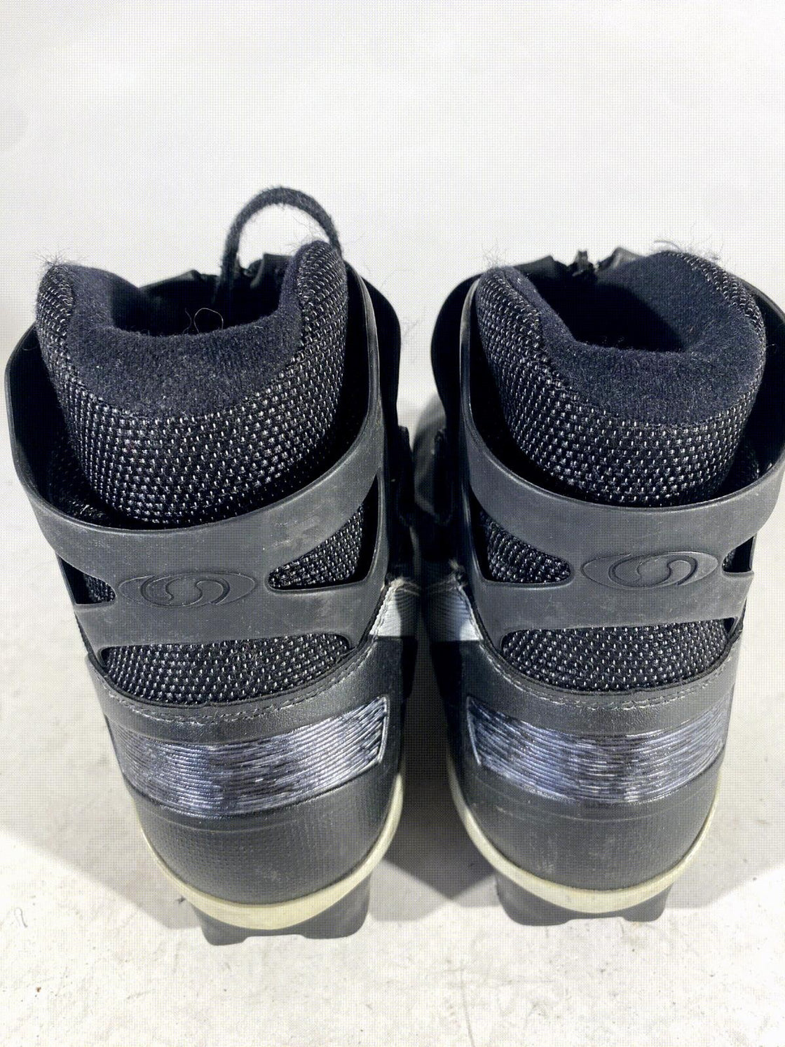 Salomon Nordic Cross Country Ski Boots Size EU41 1/3 US8 SNS Profil 2334