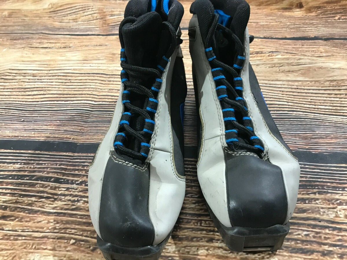 Fischer XC Comfort Cross Country Ski Boots Classic SNS Profil EU 40 US 7.5 1105