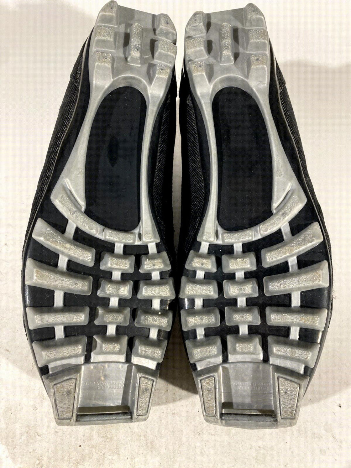 Madshus Hyper C Nordic Cross Country Ski Boots Size EU42 US9 for NNN 2755