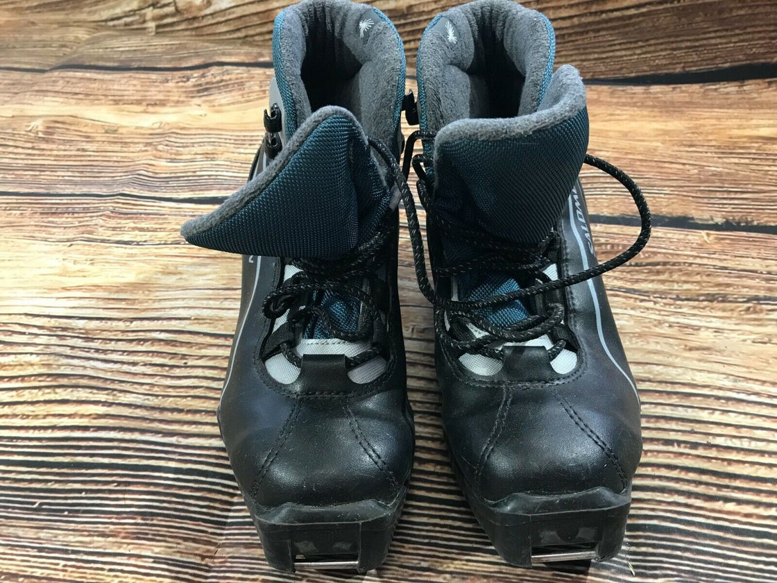 SALOMON Nordic Cross Country Ski Boots Size EU38 US6.5 SNS Profil 2327