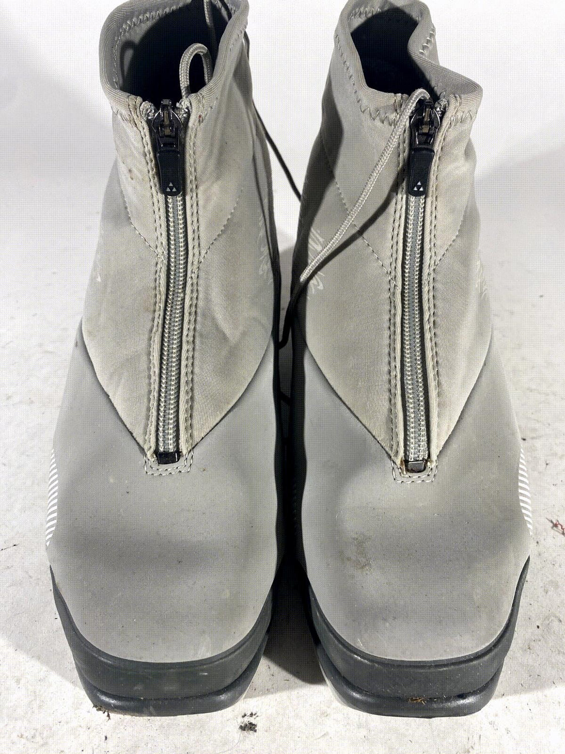 Fischer Vision Touring Classic Nordic Cross Country Ski Boots EU39 US7 NNN 2471