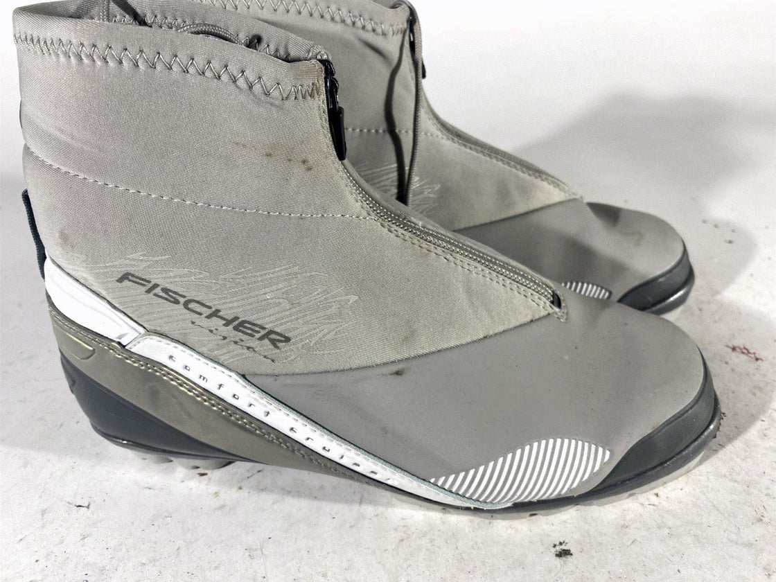 Fischer Vision Touring Classic Nordic Cross Country Ski Boots EU39 US7 NNN 2471