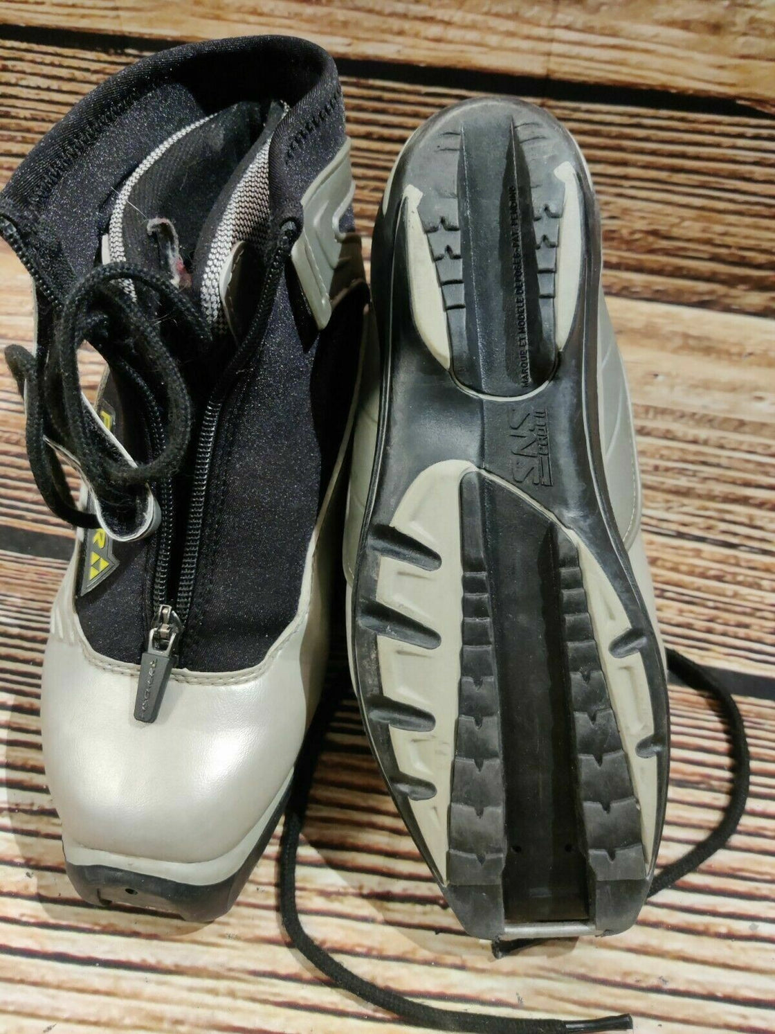 Fischer RCS Nordic Cross Country Ski Boots Size EU37 US5 SNS Profil 1155