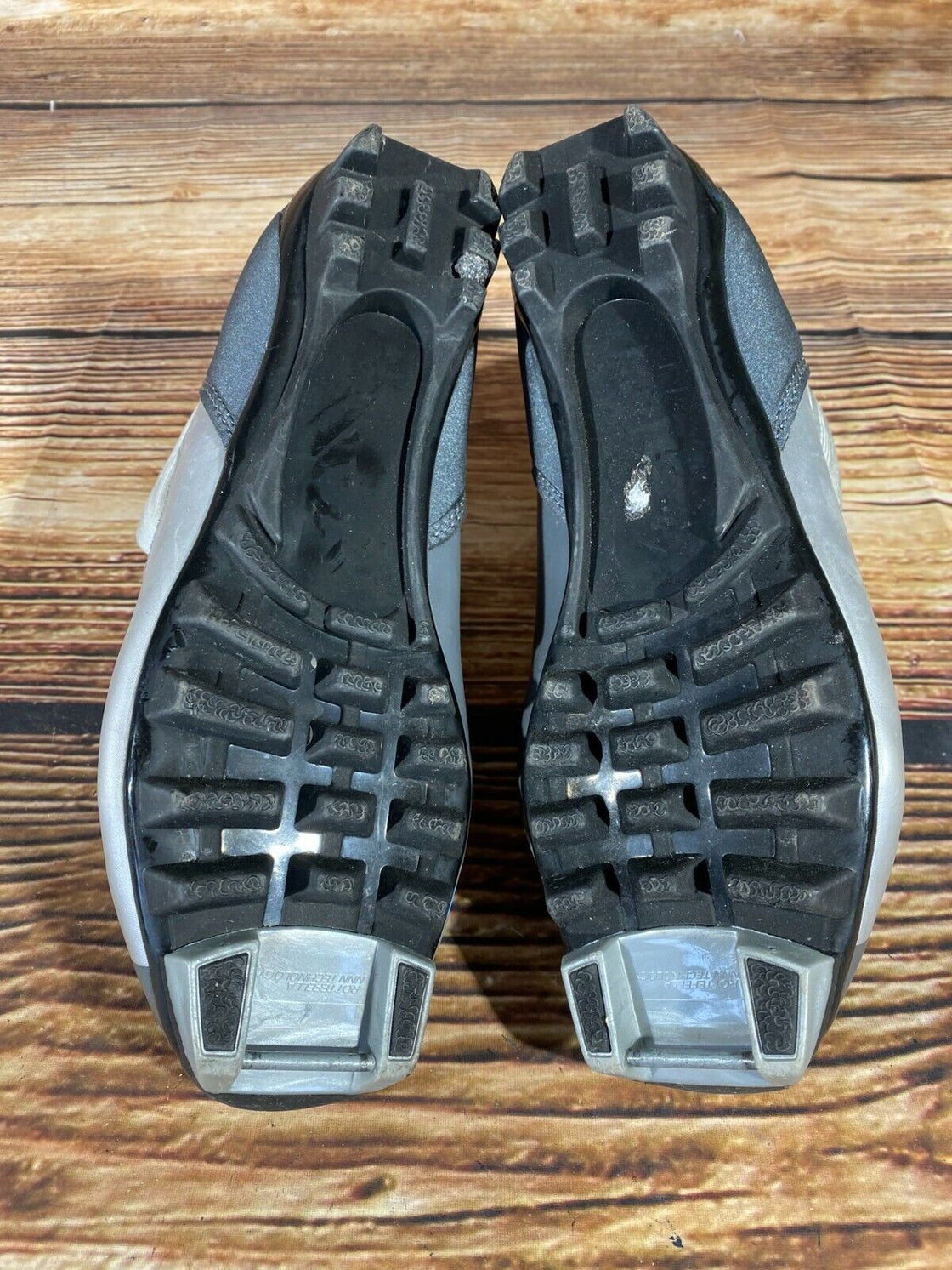 Alpina T10 EVE Cross Country Ski Boots Classic Size EU39 US7 NNN Rottefella 3079