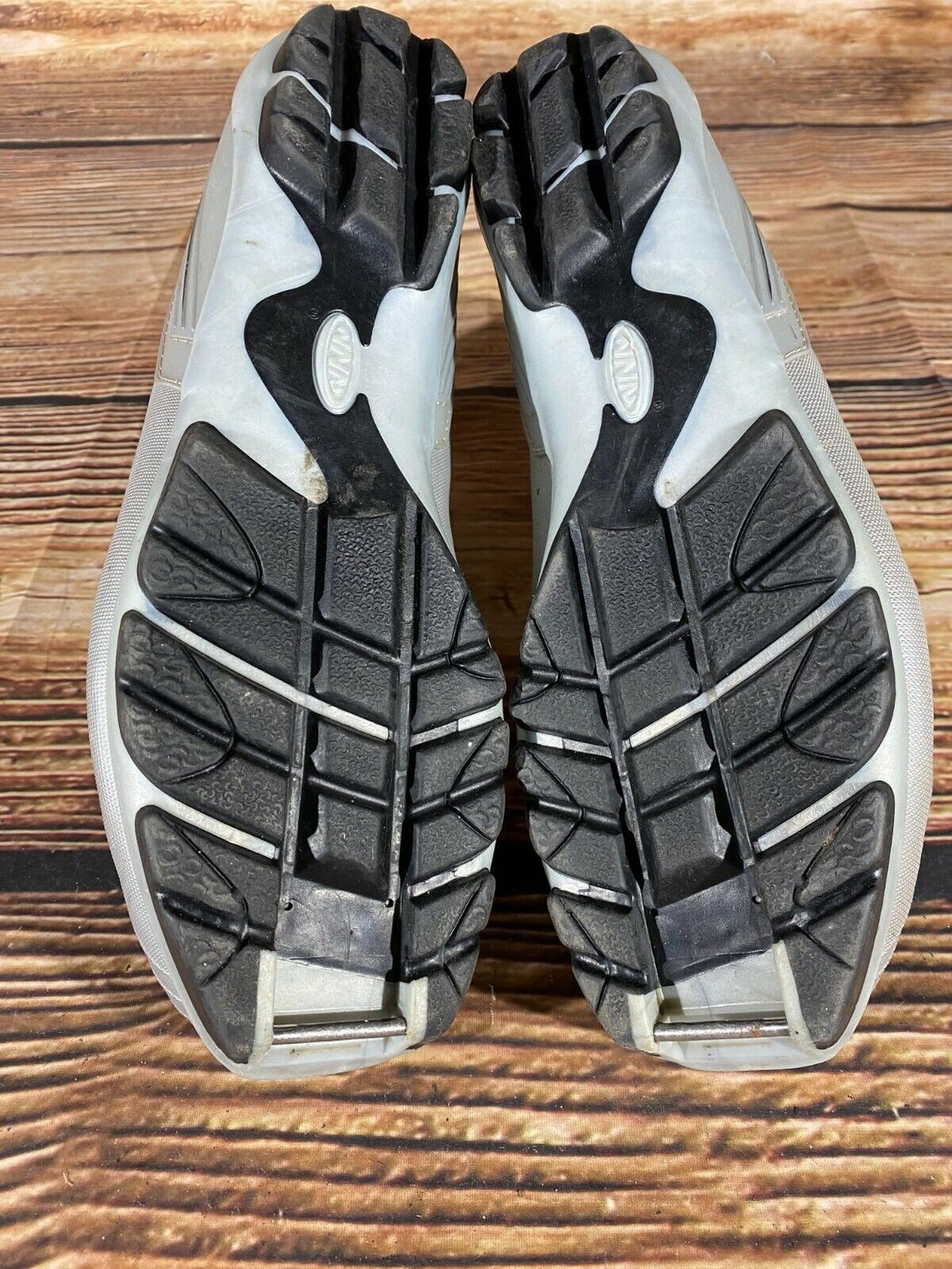 Alpina ST25 Cross Country Ski Boots Classic Size EU42 US9 NNN Rottefella 3178