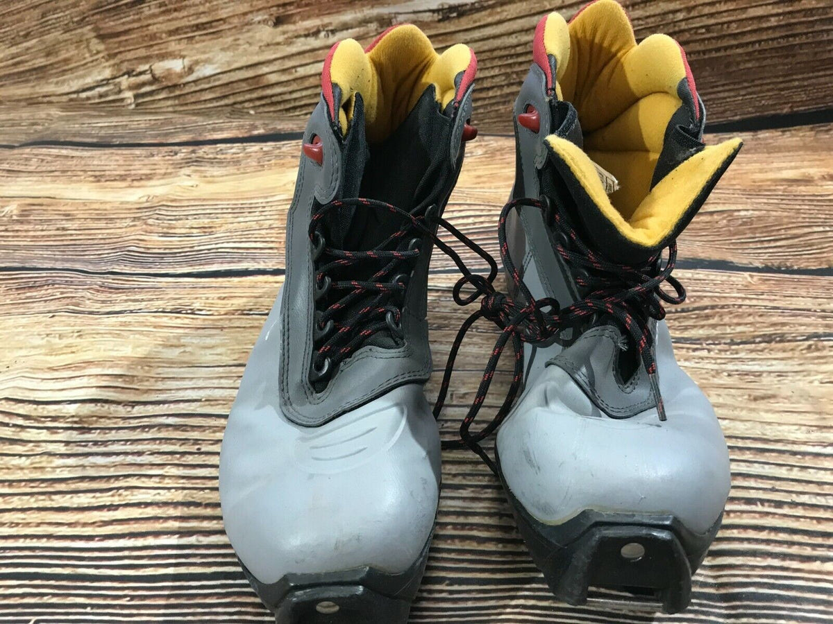 Salomon E3 Cross Country Ski Boots Classic SNS Profil EU 41 US 7.5 260mm 2378